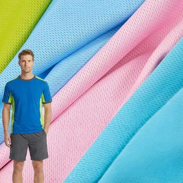 Tombol kanggo mlaku kain dadi breathable lan nyegah penumpukan kringet dumunung ing cara ditenun.